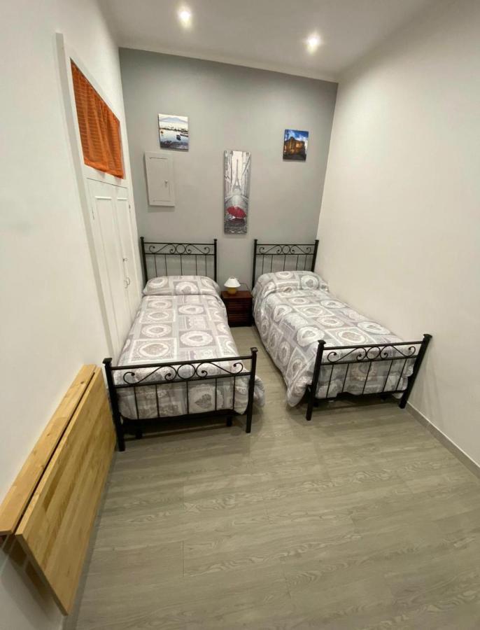 Da Rosalba Apartment Napoli Bagian luar foto